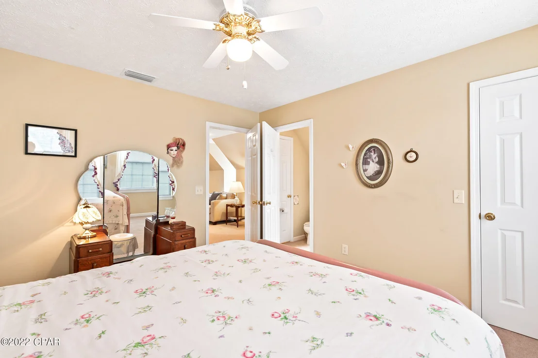 Photo of 121 Moonlight Drive