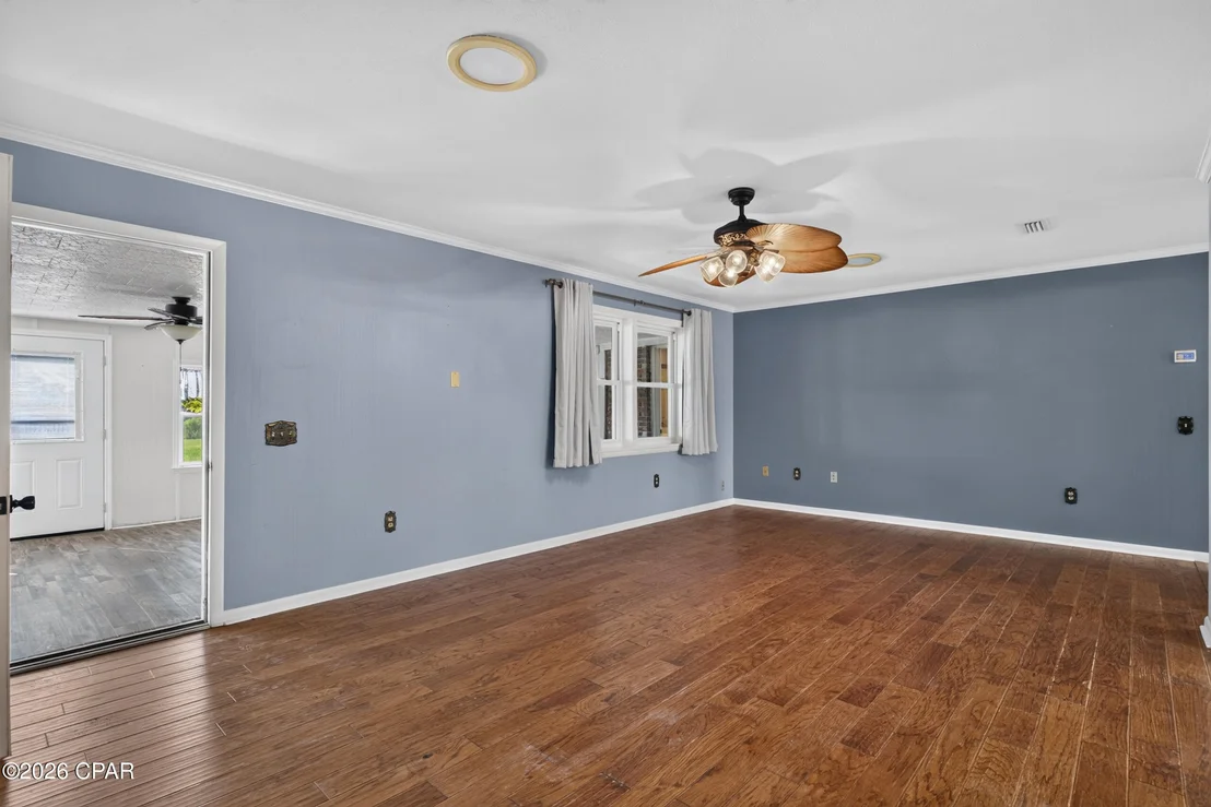Photo of 1712 Shamrock Lane