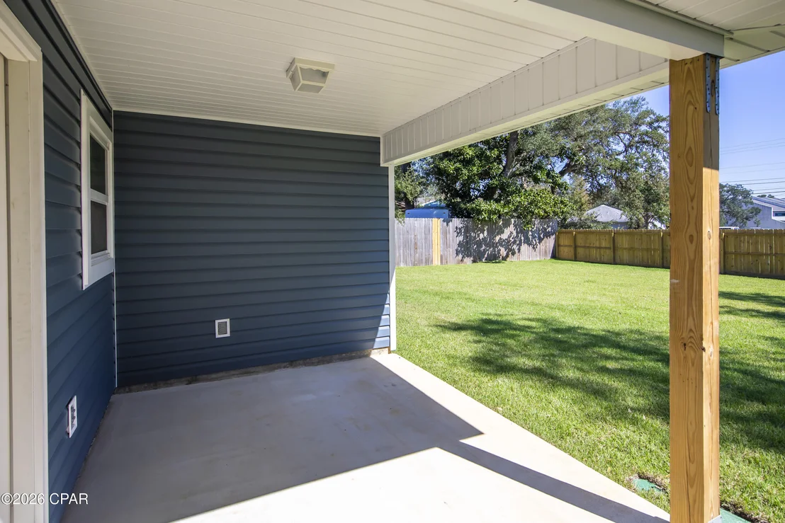 Photo of 308 Blackshear Drive