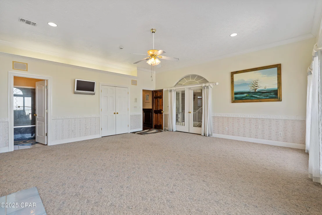 Photo of 364 Walton Way