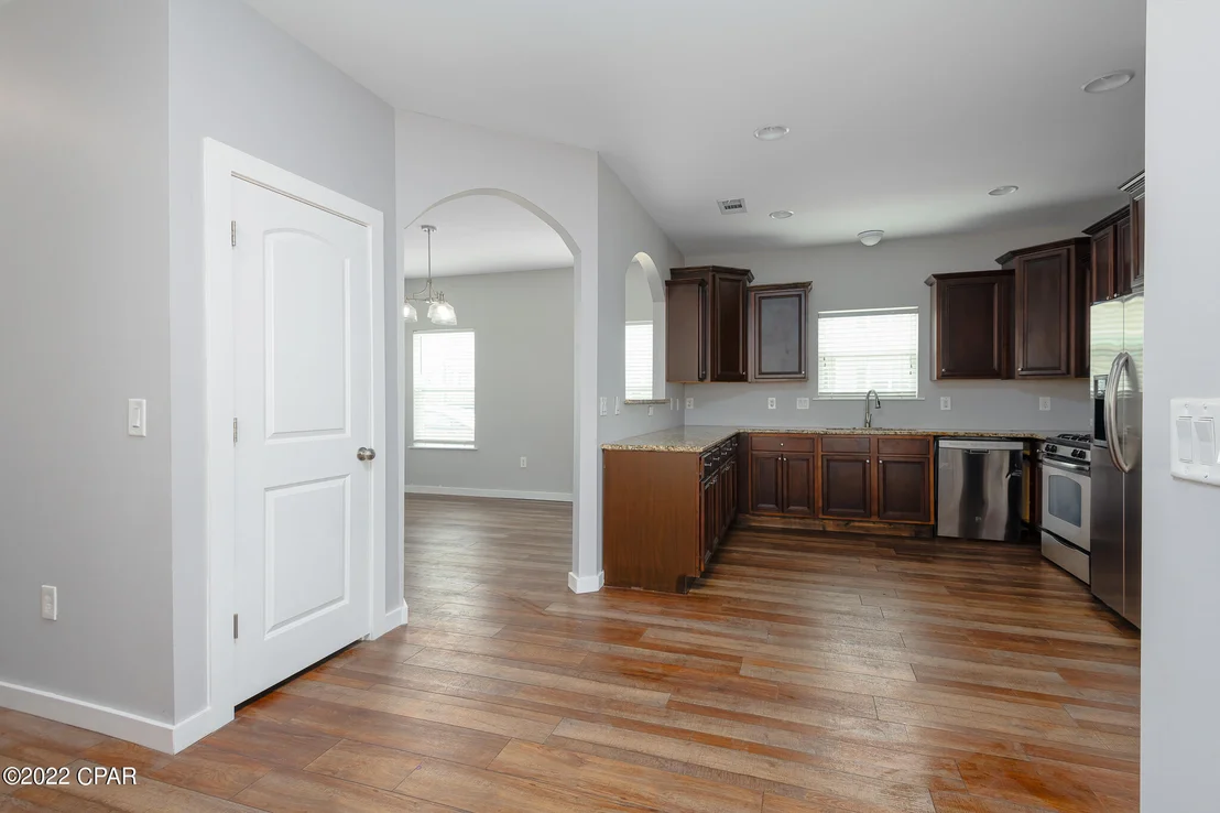 Photo of 4711 Bigleaf Lane