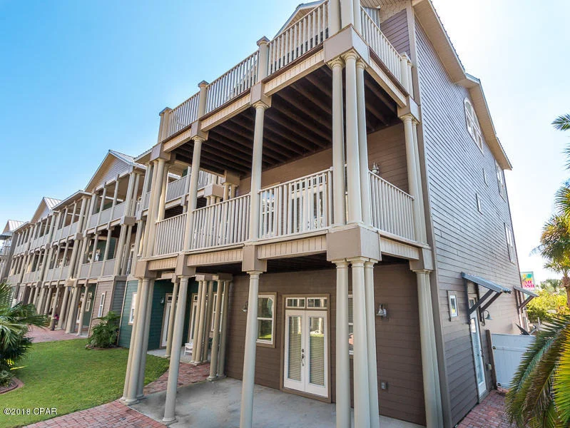 Photo of 6214 THOMAS Drive