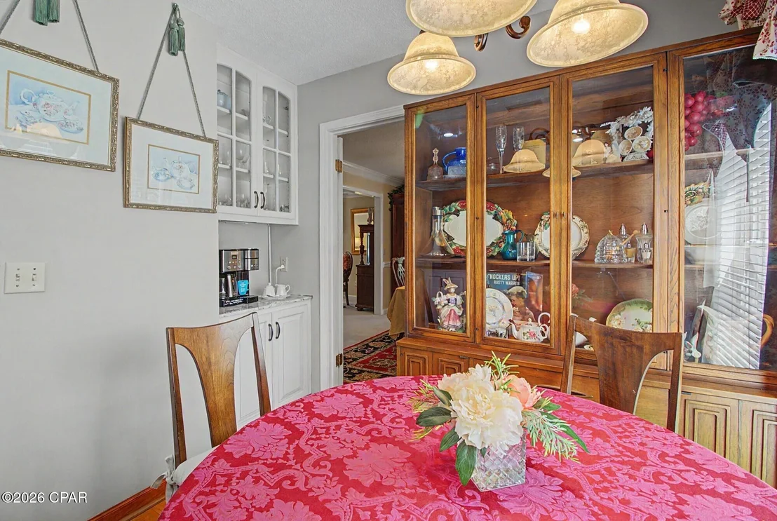 Photo of 5381 College Drive