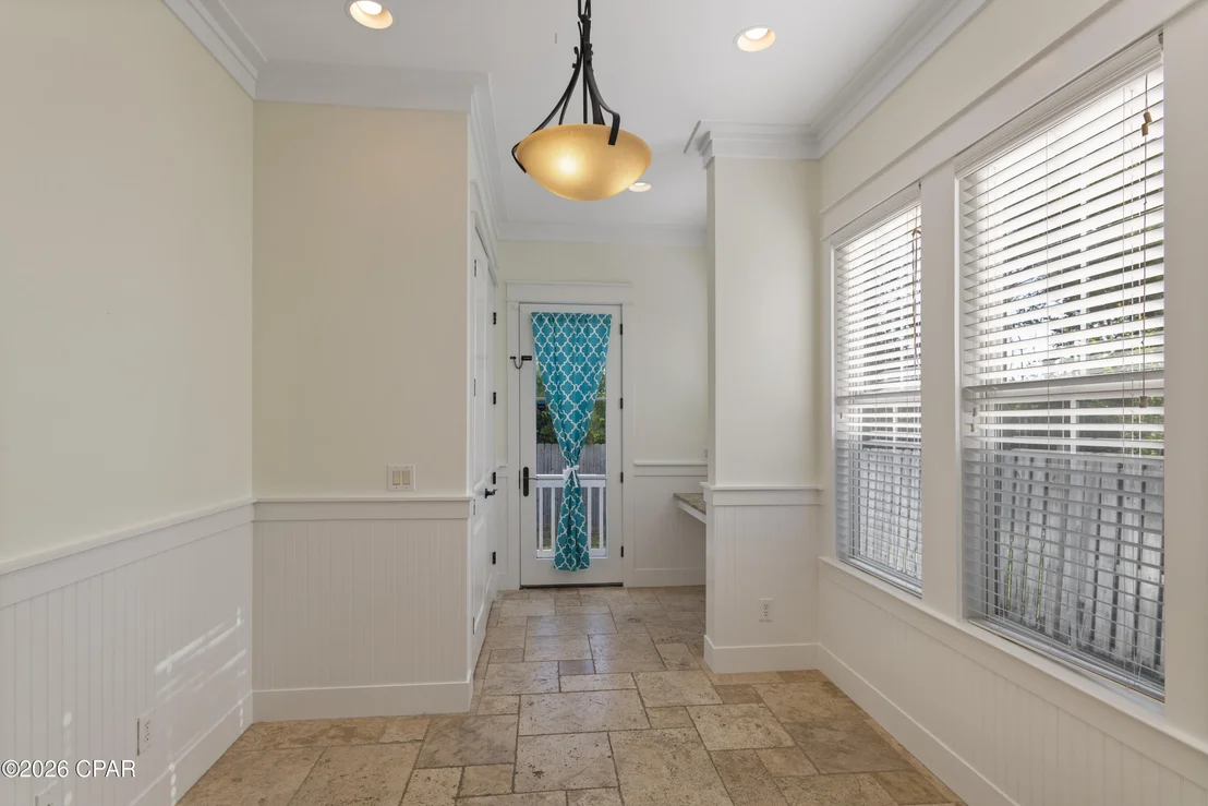 Photo of 324 Madison Circle