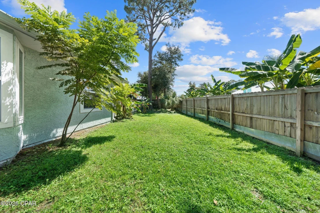 Photo of 323 Prudence Lane