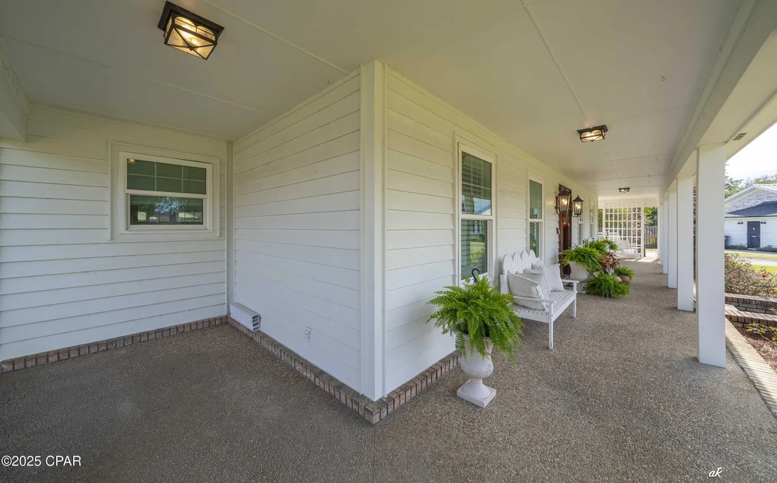 Photo of 2830 Longleaf Road