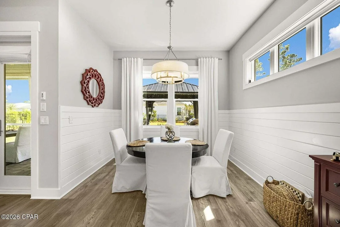 Photo of 320 Naturewalk Boulevard