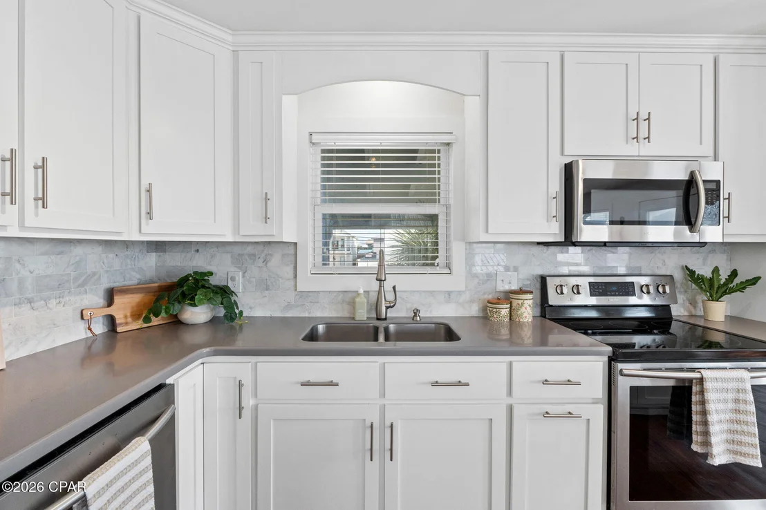 Photo of 6120 Beach Drive