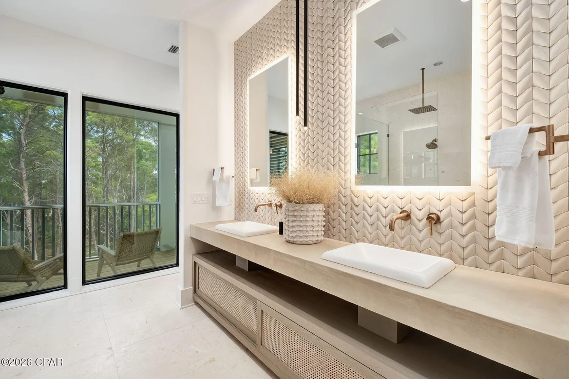 Photo of 36 Grande Pointe Circle