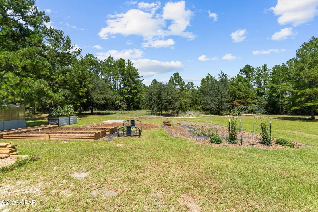 Photo of 3875 River Road