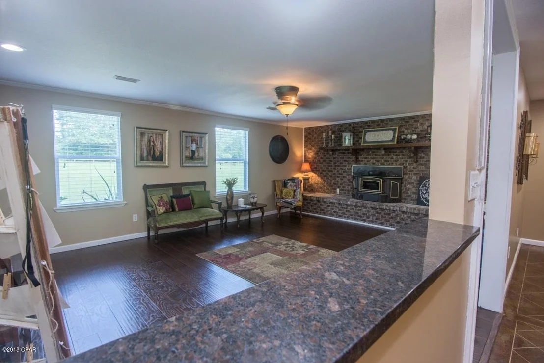 Photo of 4858 CLIFF Road