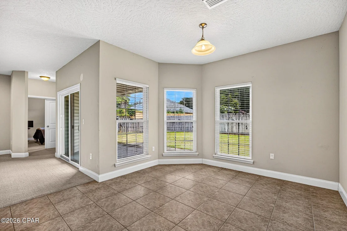 Photo of 4614 Hermosa Road