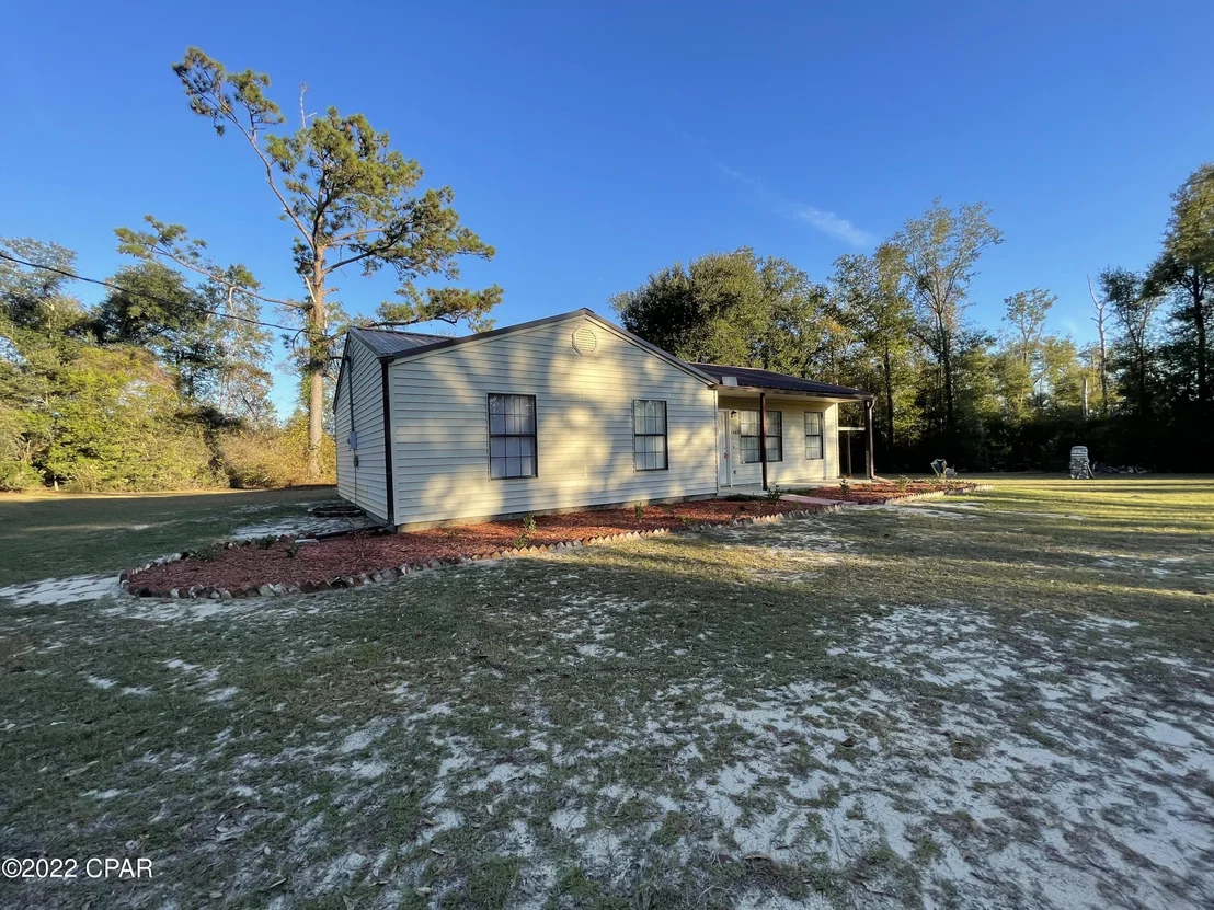 Photo of 2860 Henderson Road