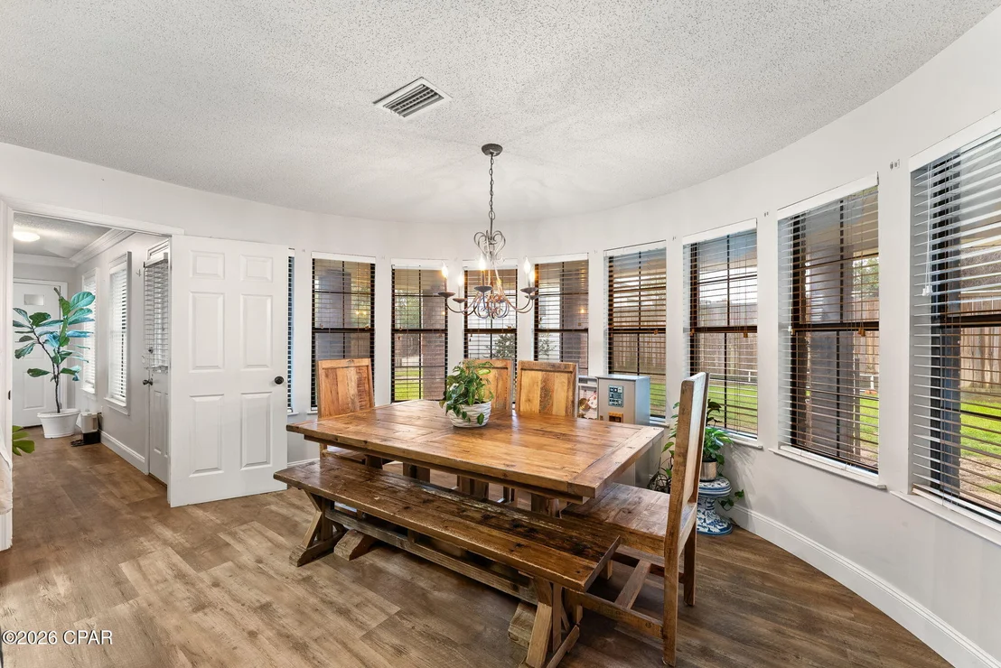 Photo of 437 W Baldwin Road
