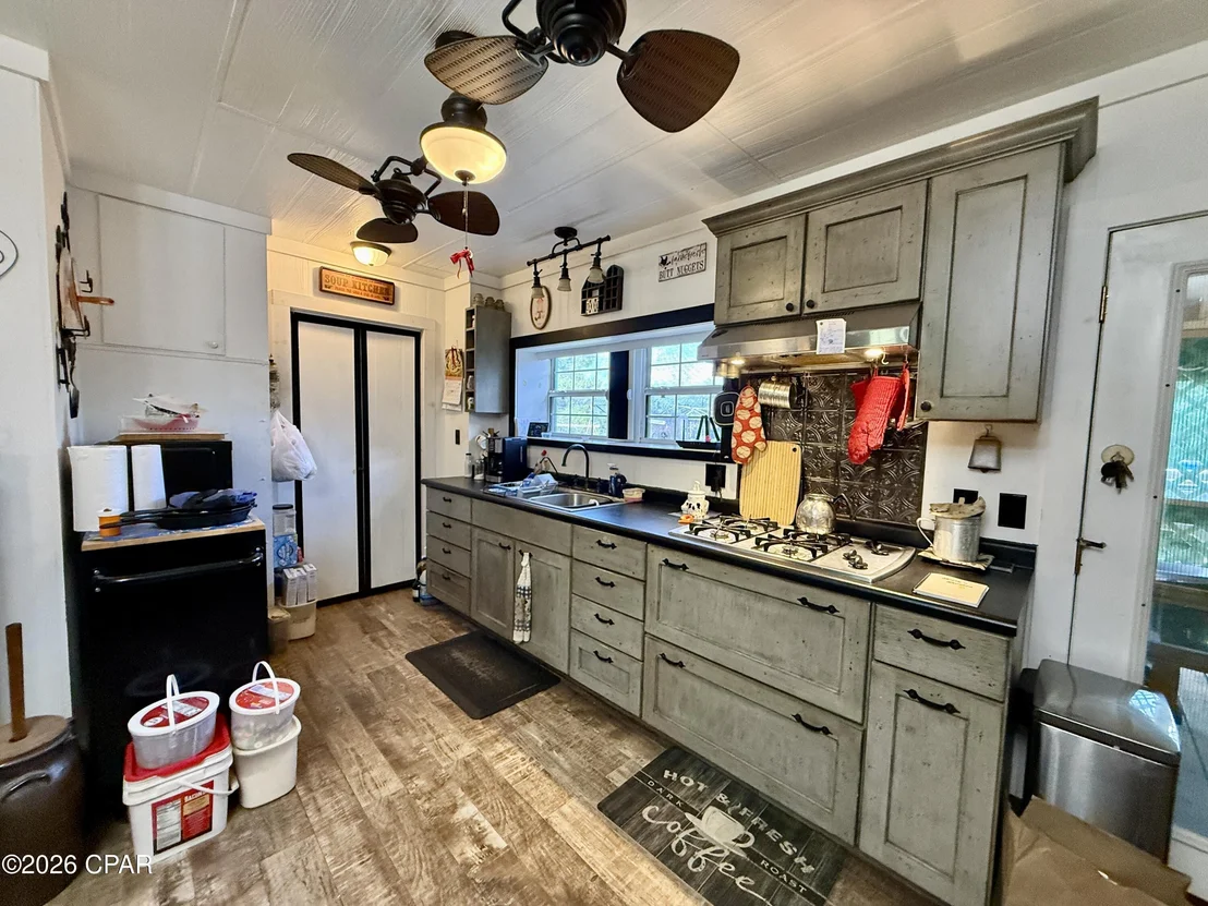 Photo of 1036 Broom Road