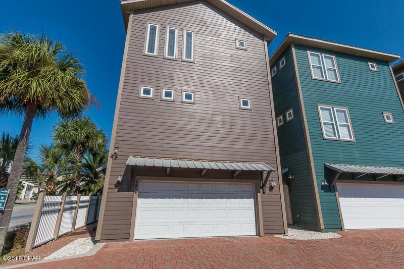 Photo of 6214 THOMAS Drive