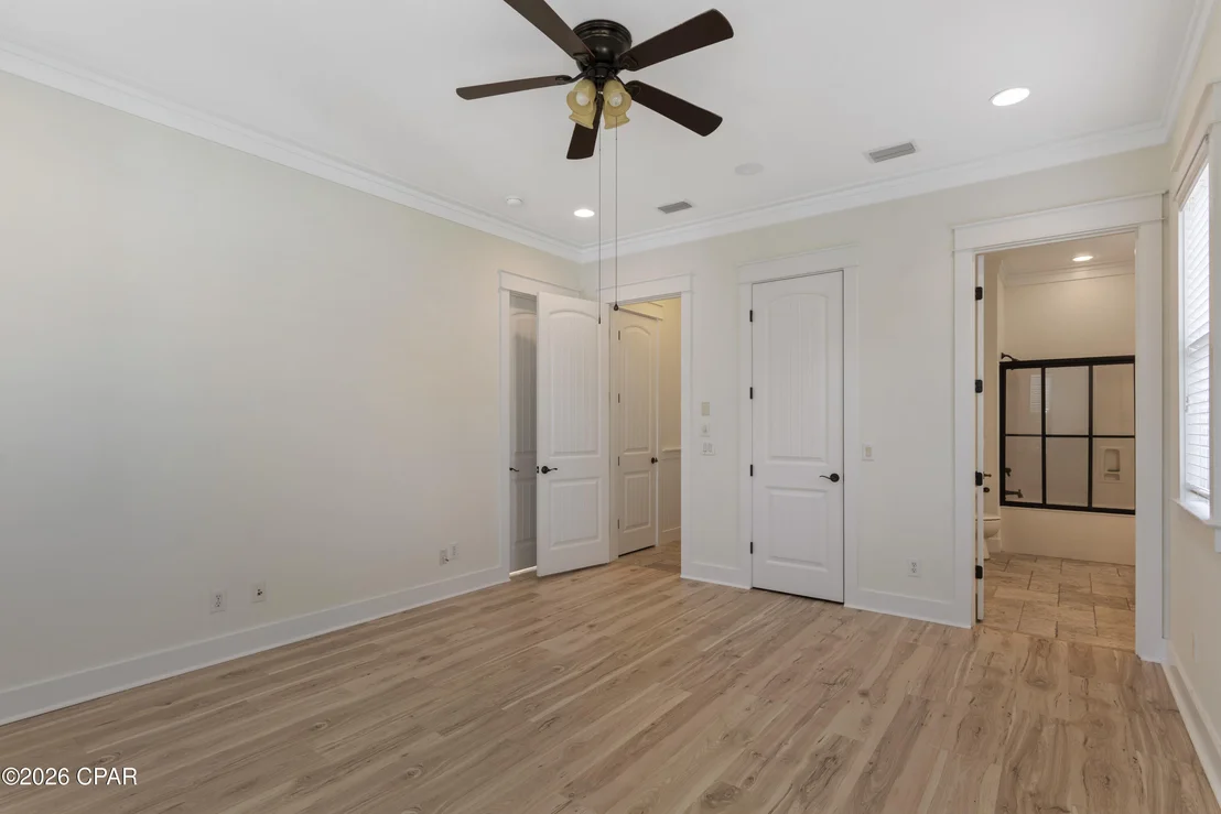 Photo of 324 Madison Circle