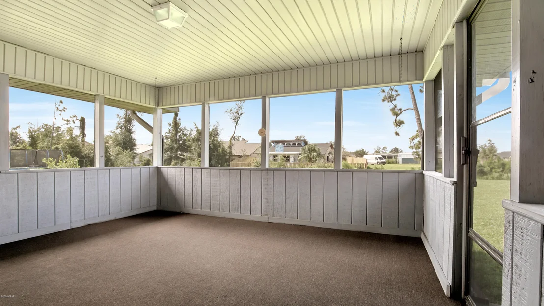Photo of 4229 Northshore Road
