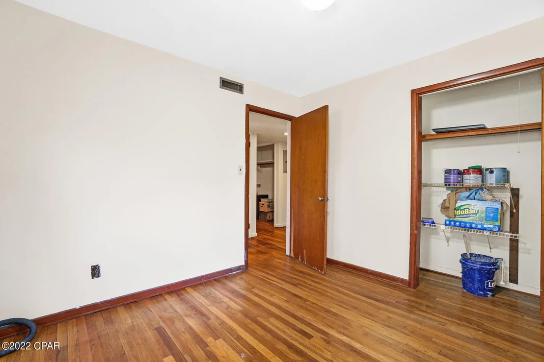 Photo of 3724 Shoreline Circle