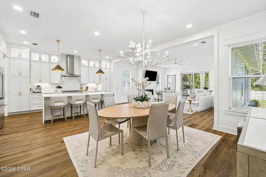 Photo of 113 E Pollard Cove