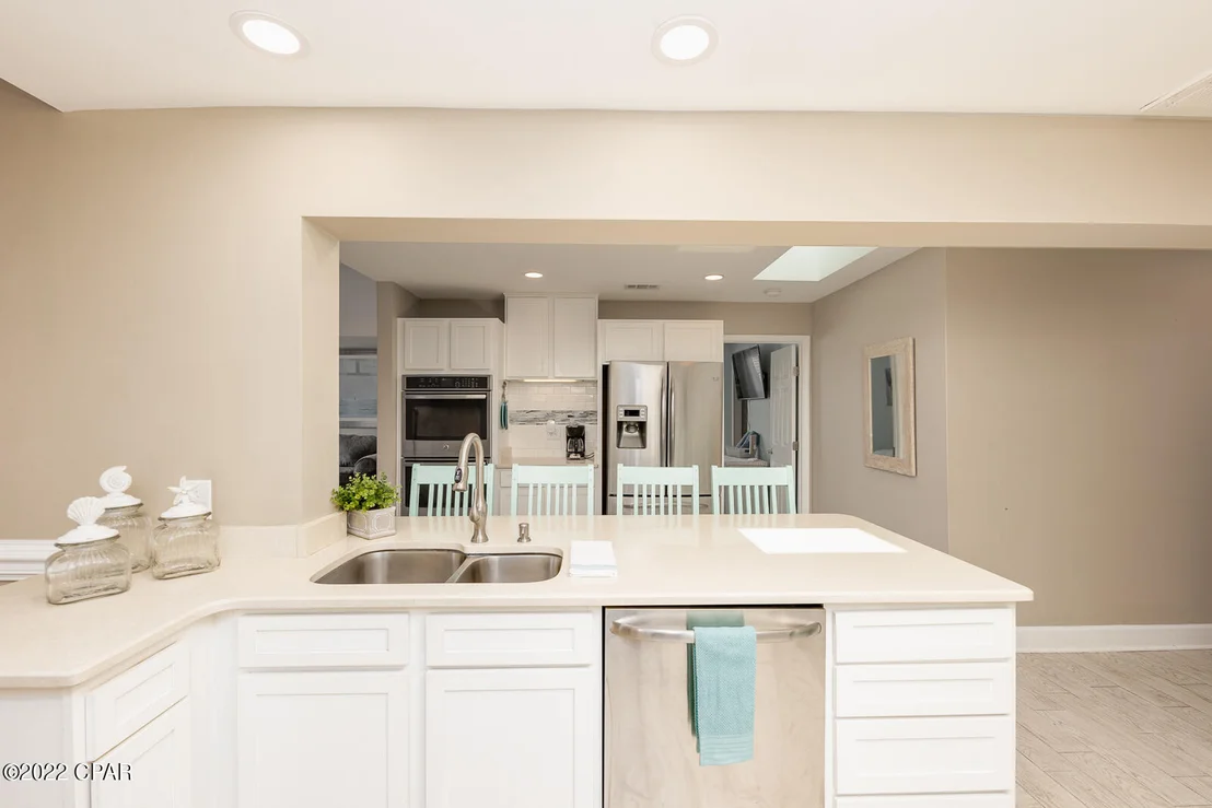 Photo of 5928 Beach Drive