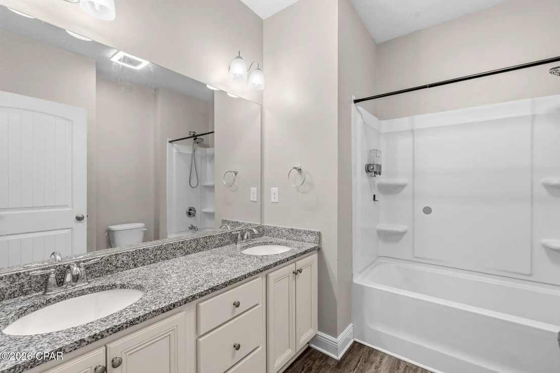 Photo of 487 Eagle Lake Way