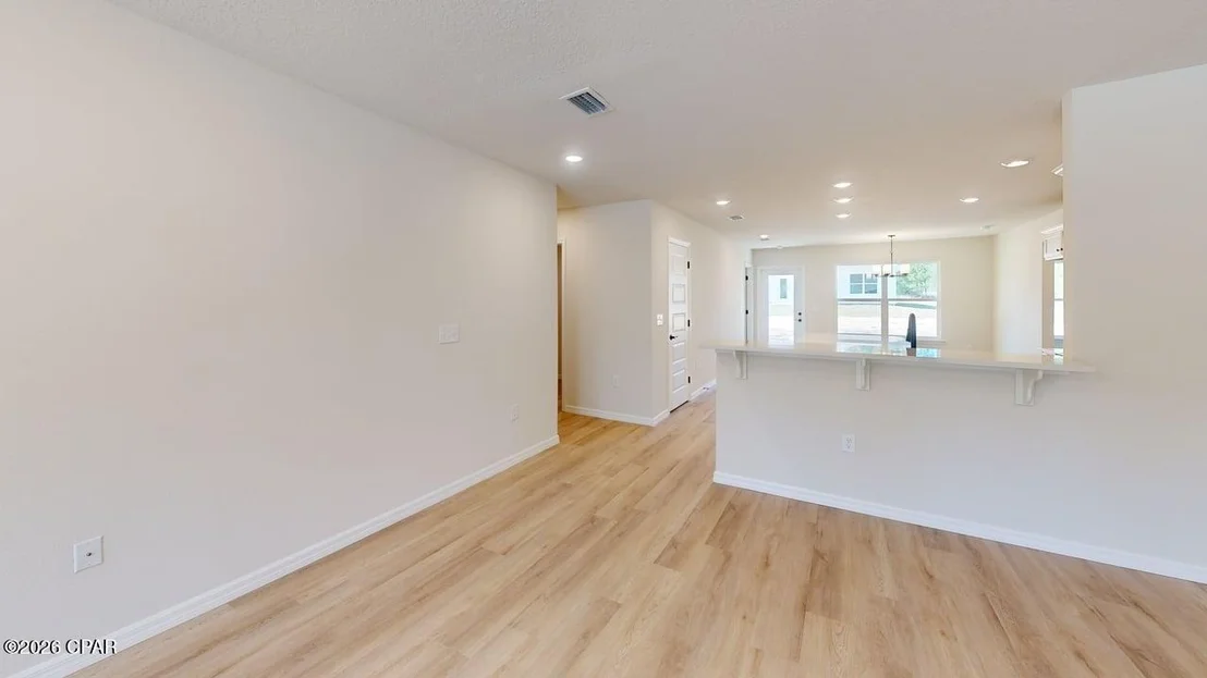 Photo of 2269 Shenandoah Boulevard