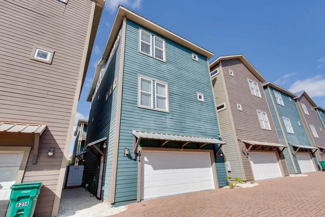 Photo of 6216 Thomas Drive
