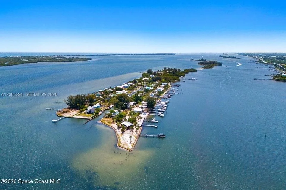 Photo of 25 VIP Island Unit B