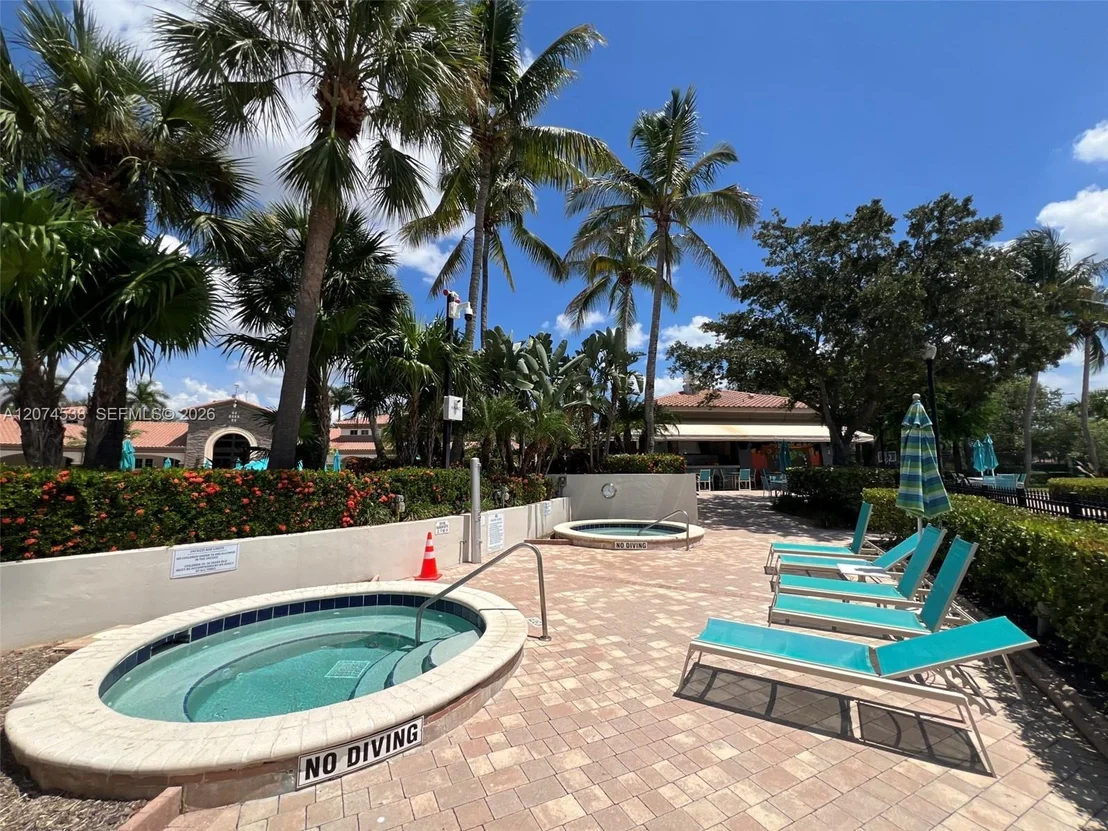 Photo of 425 Pumpkin Dr