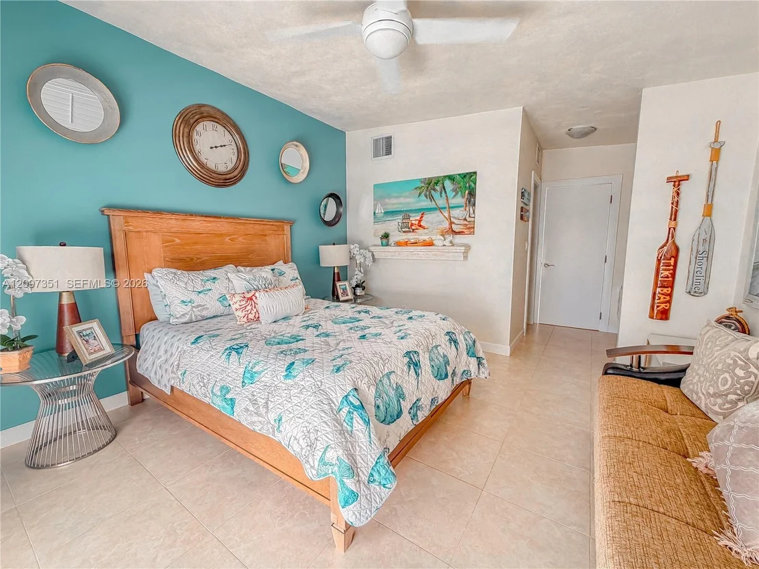 Photo of 149 Harbor Dr