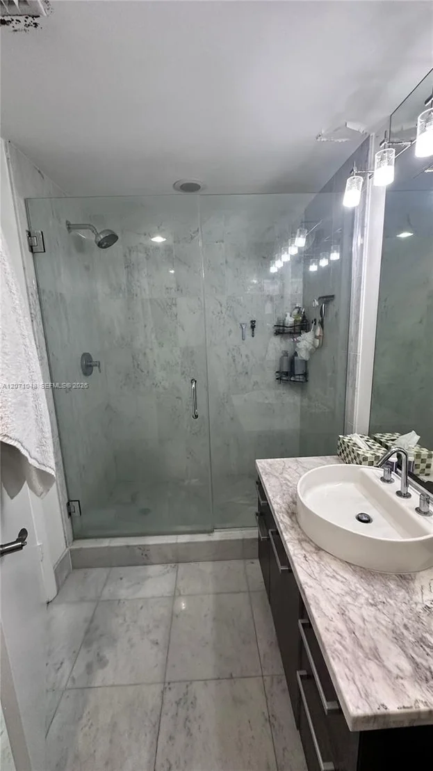 Photo of Unit 1707 at 244 Biscayne Blvd
