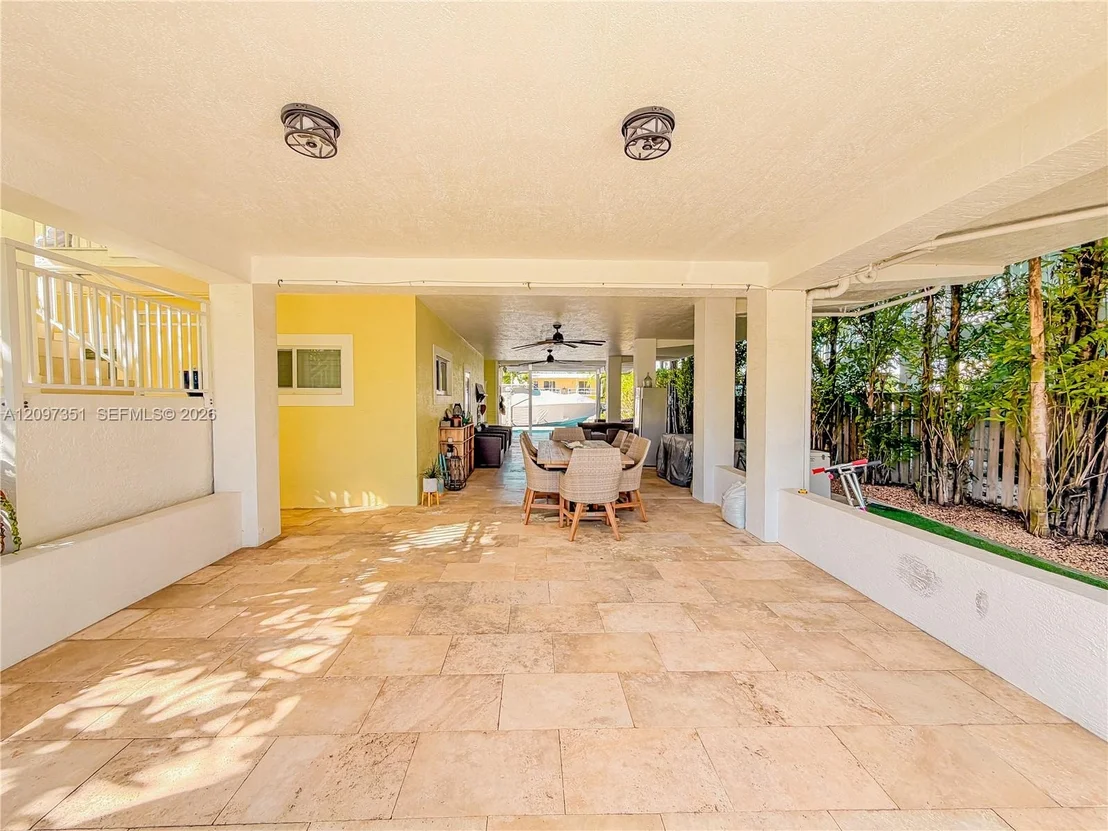 Photo of 149 Harbor Dr