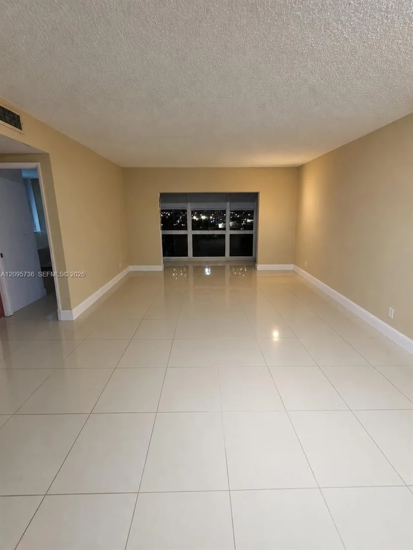 Photo of Unit 705 at 4200 Hillcrest Dr