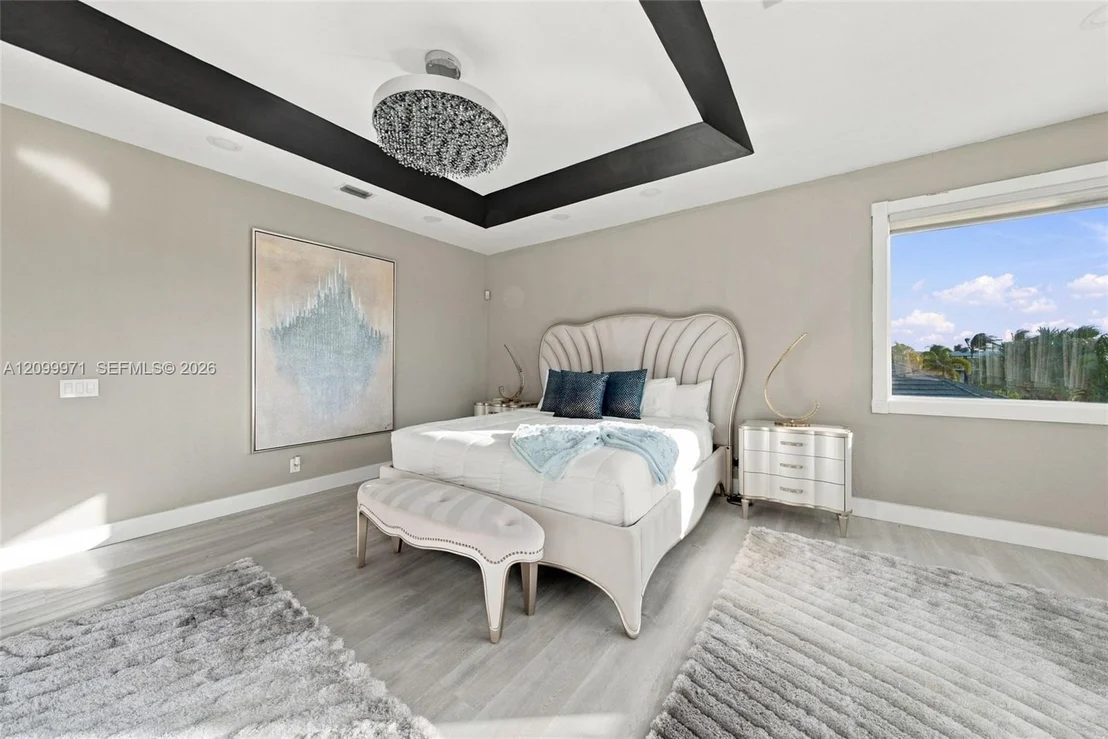 Photo of 5111 NE 30th Ave