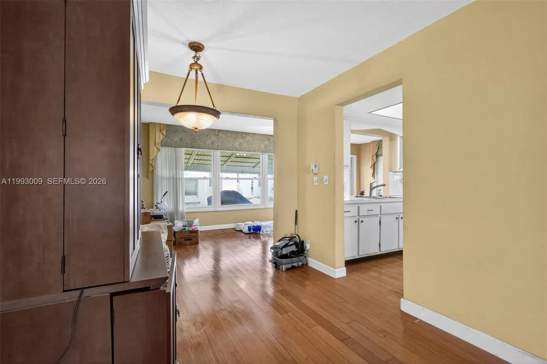 Photo of 1104 Ocean Ave