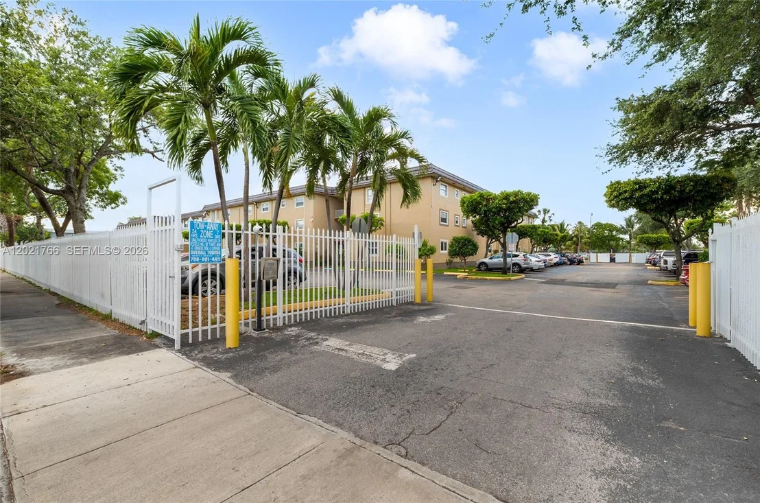 Photo of Unit 326 at 