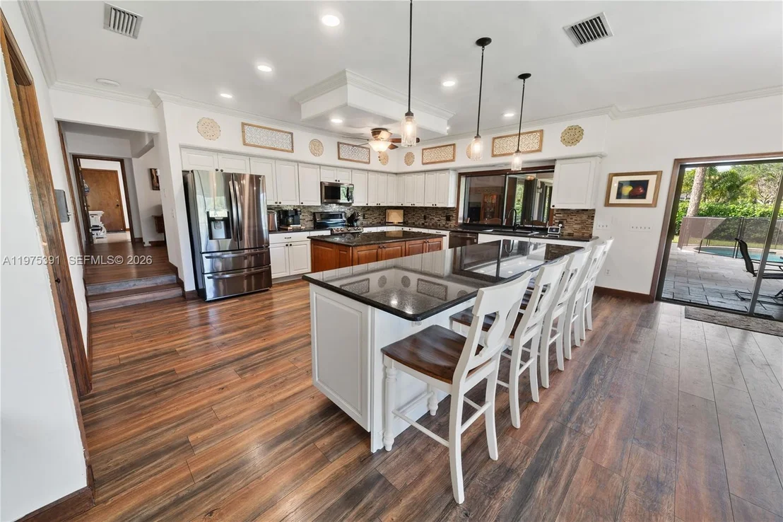 Photo of 1872 SE Colony Way