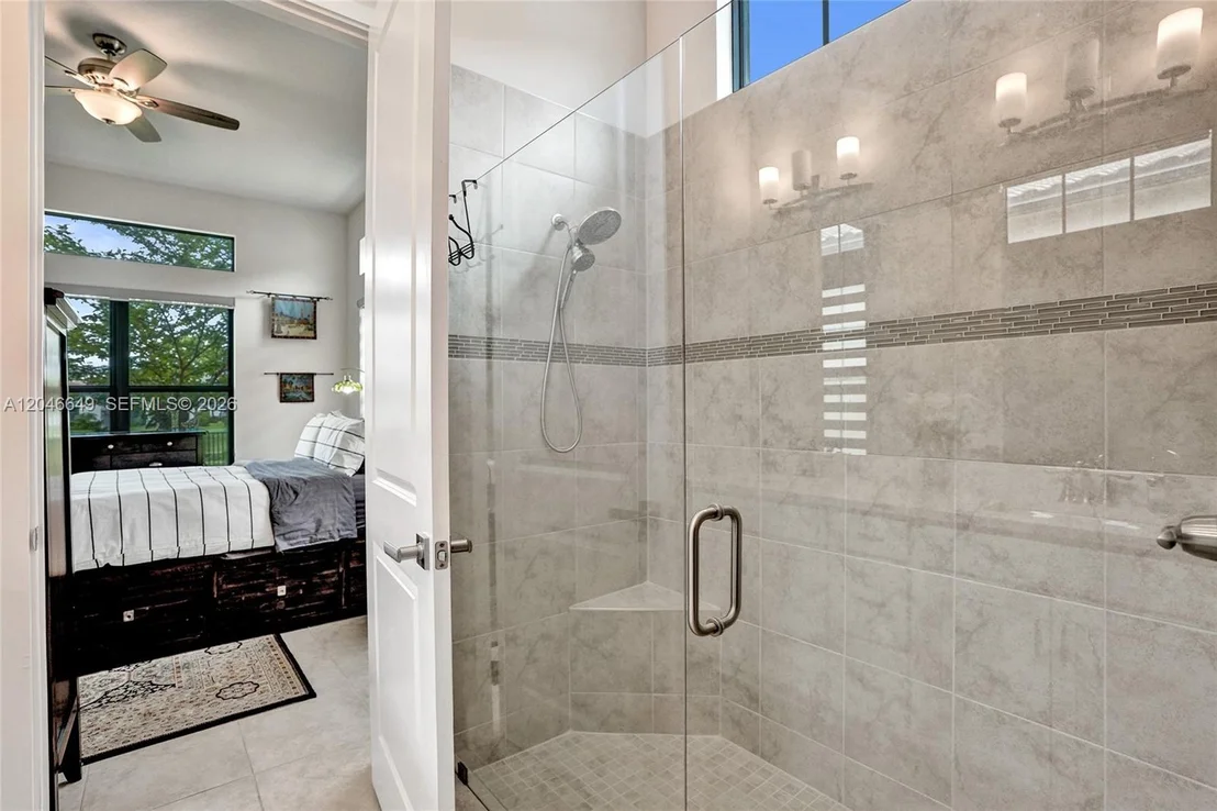 Photo of 8147 Juniper Dr