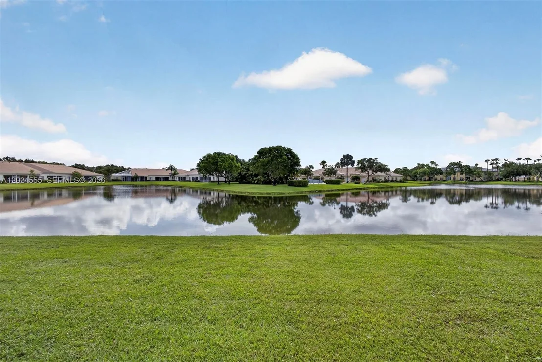 Photo of 2368 Windjammer Way