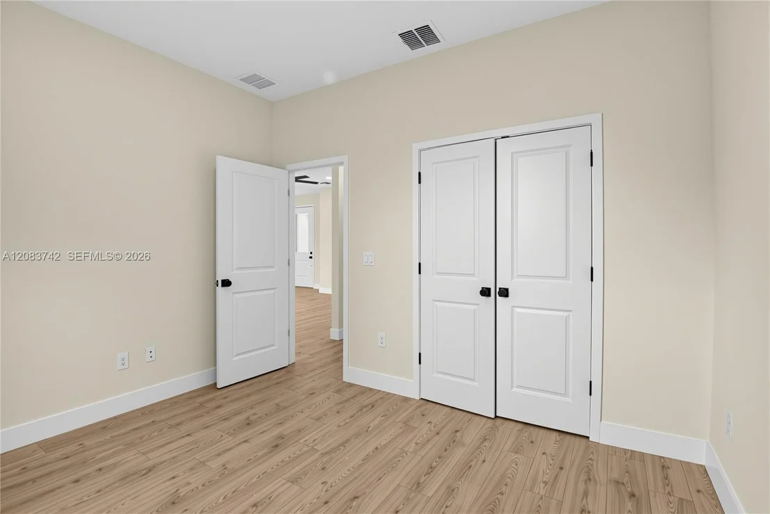Photo of 140 Frontier Drive