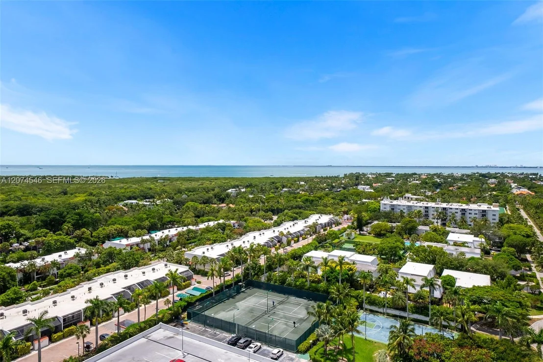 Photo of Unit 16F at 881 Ocean Dr