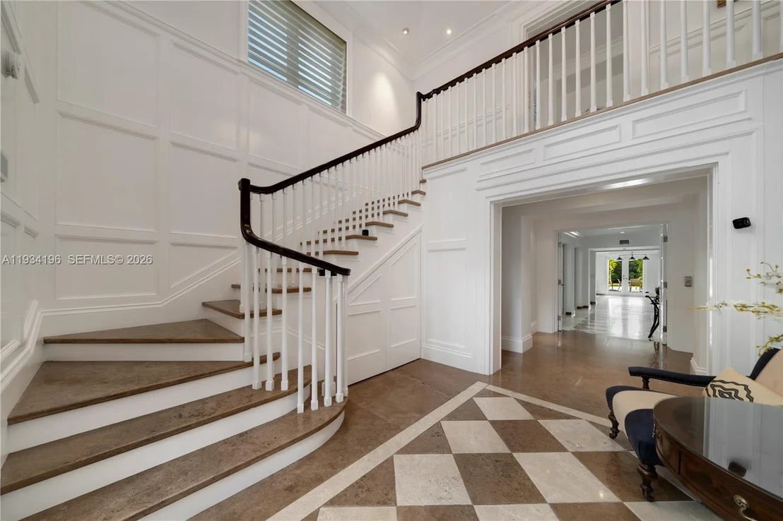 Photo of 100 Cape Florida Dr