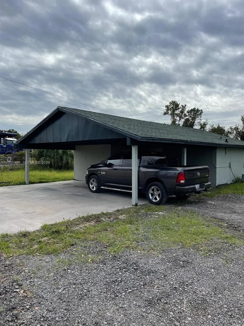 Photo of 600 RING RD