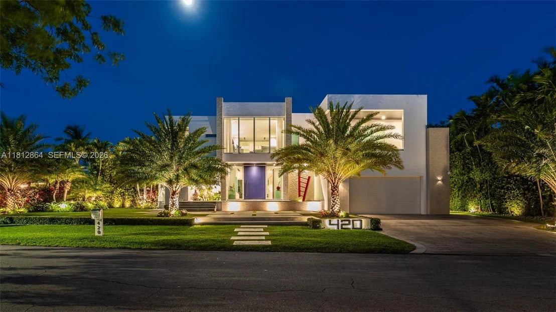 Photo of 420 Island Dr