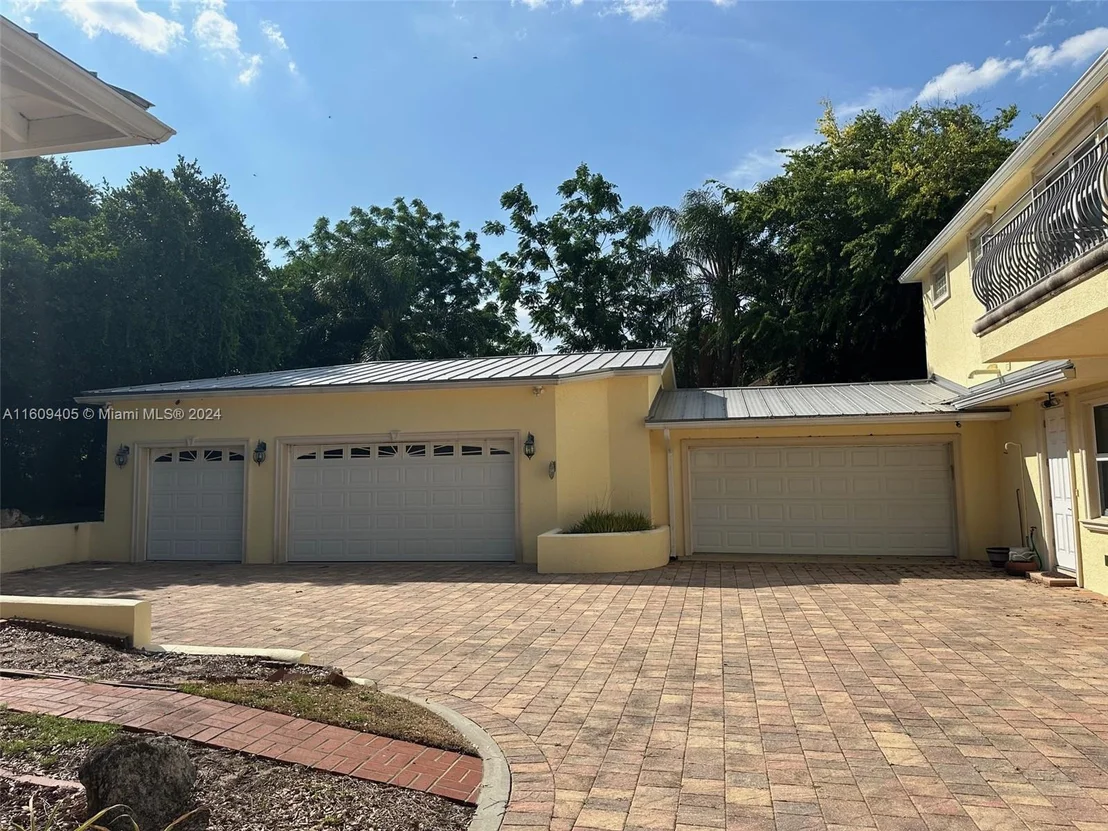 Photo of 1613 N Indian River Drive