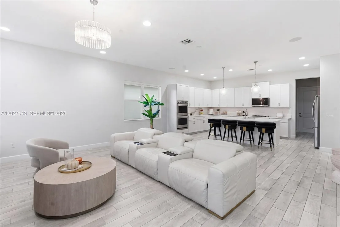 Photo of 15943 Whippoorwill CIR