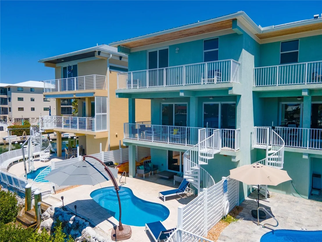 Photo of 443 Sombrero Beach Rd