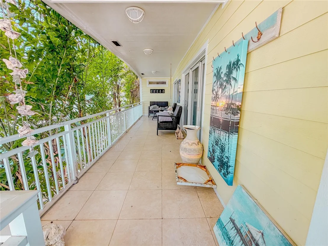 Photo of 149 Harbor Dr
