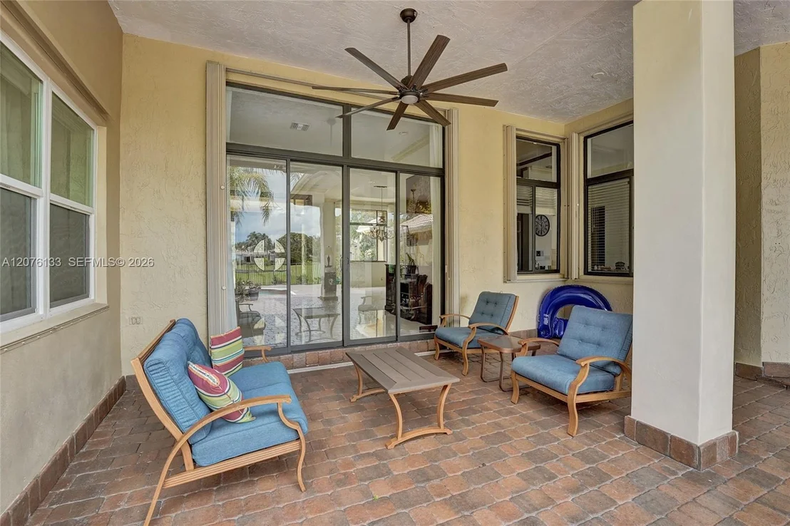 Photo of 2725 Hunter Rd